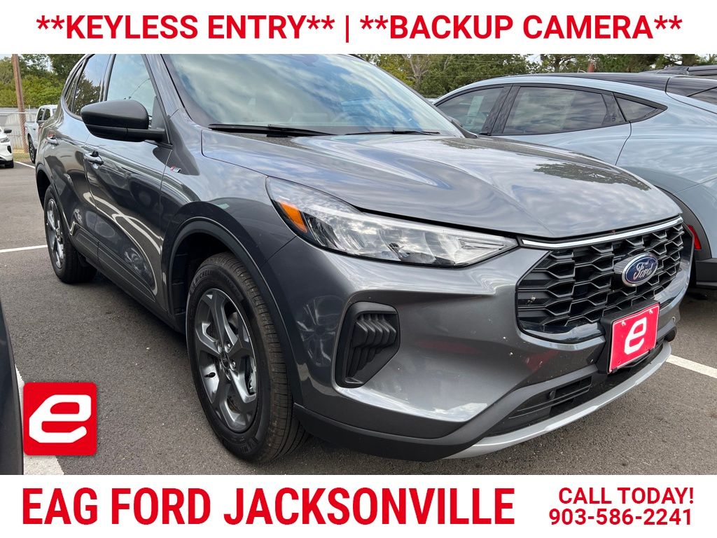 2025 Ford Escape ST-Line's photo