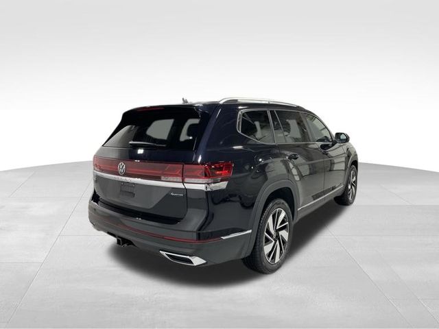 2026 Volkswagen Atlas SEL photo 4