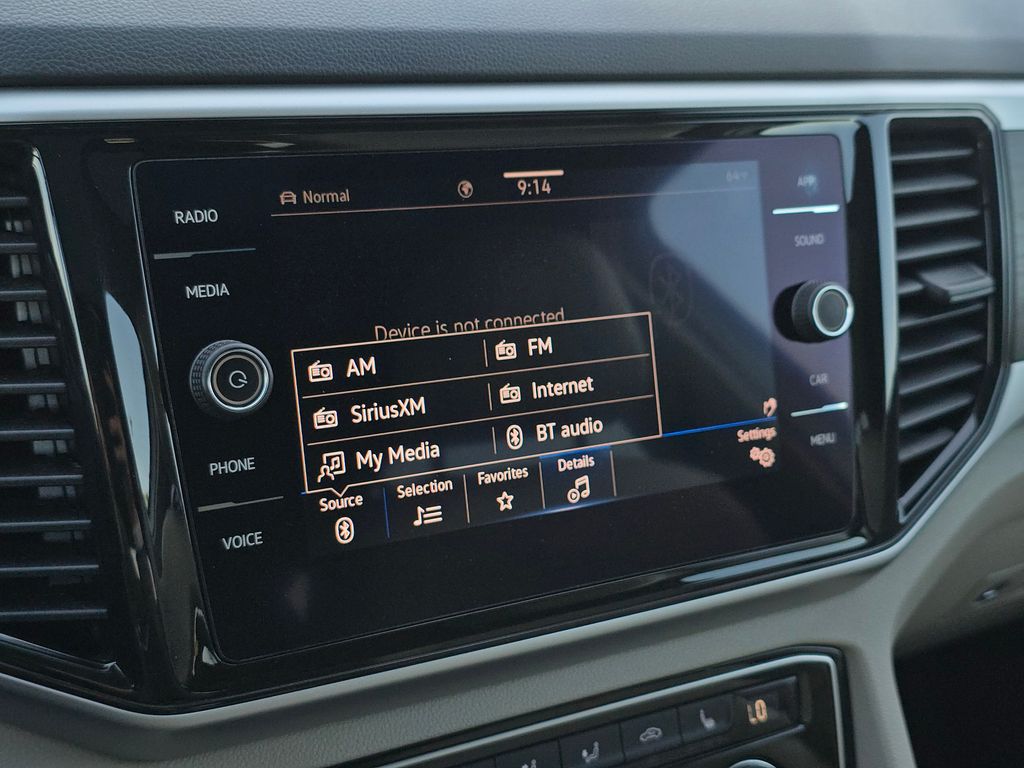 2022 Volkswagen Atlas SE Technology photo 29