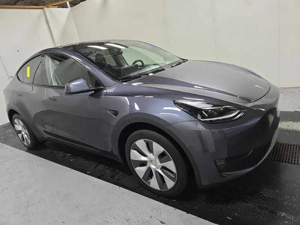 Used 2023 Tesla Model Y Long Range with VIN 7SAYGDEE5PA208784 for sale in Akron, OH