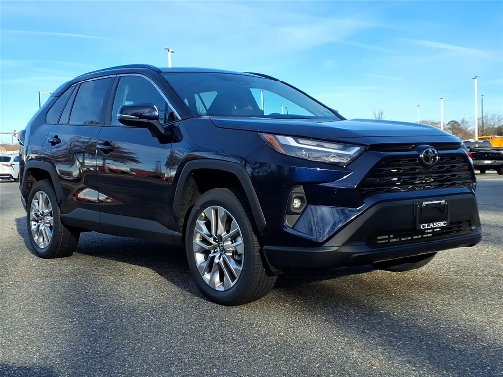 2025 Toyota RAV4 XLE Premium's photo