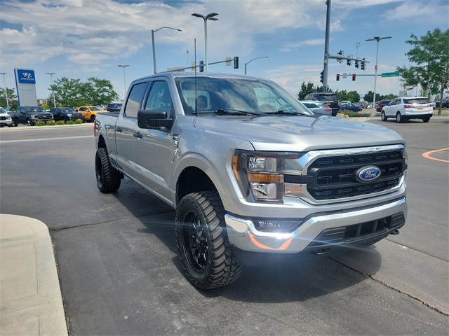 2023 Ford F-150 XLT photo 2