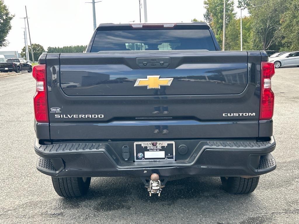 2023 Chevrolet Silverado 1500 Custom photo 18