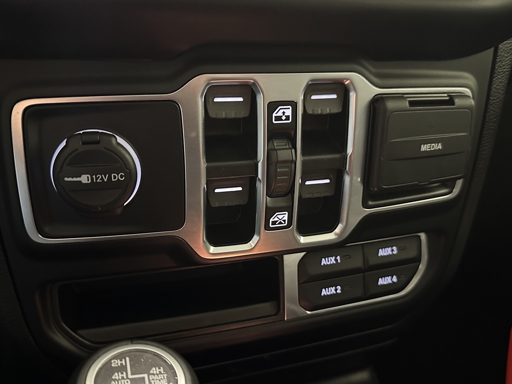 2021 Jeep Wrangler Unlimited Sahara High Altitude 4xe photo 30