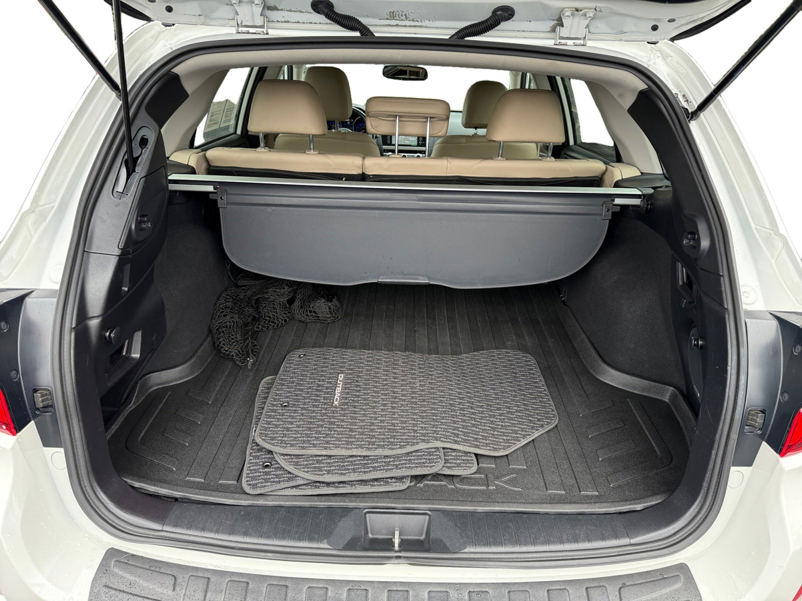 2016 Subaru Outback 2.5i photo 16