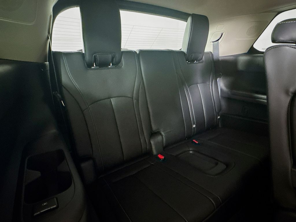 2026 Infiniti QX60 Luxe photo 30