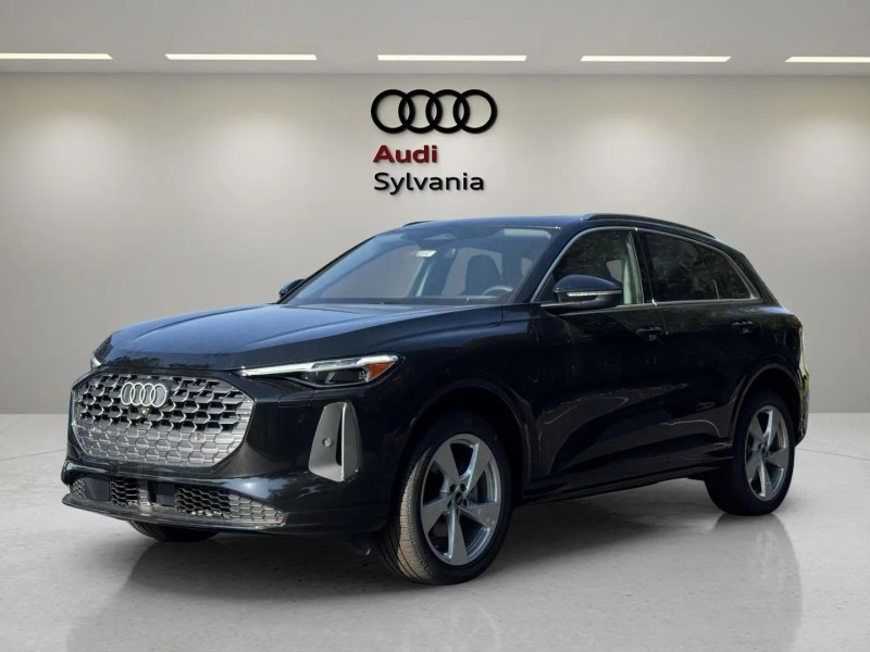 2025 Audi Q5 2.0T Premium Plus photo 3