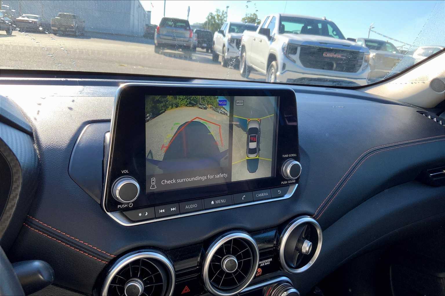 2022 Nissan Sentra SR photo 27