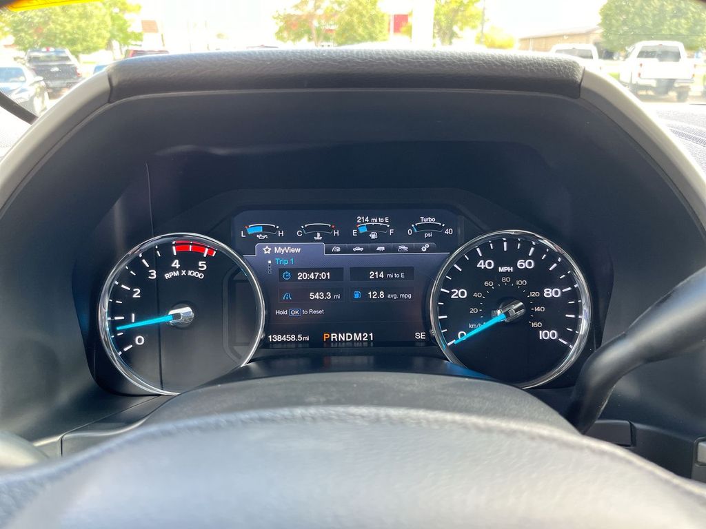 2019 Ford F-350 Lariat photo 15