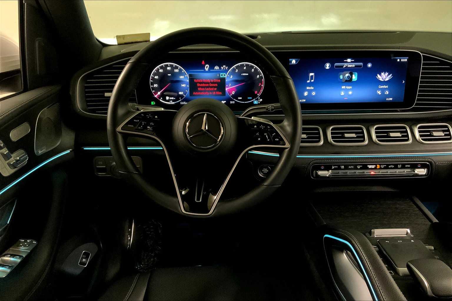2025 Mercedes Benz GLE 350 4MATIC photo 4