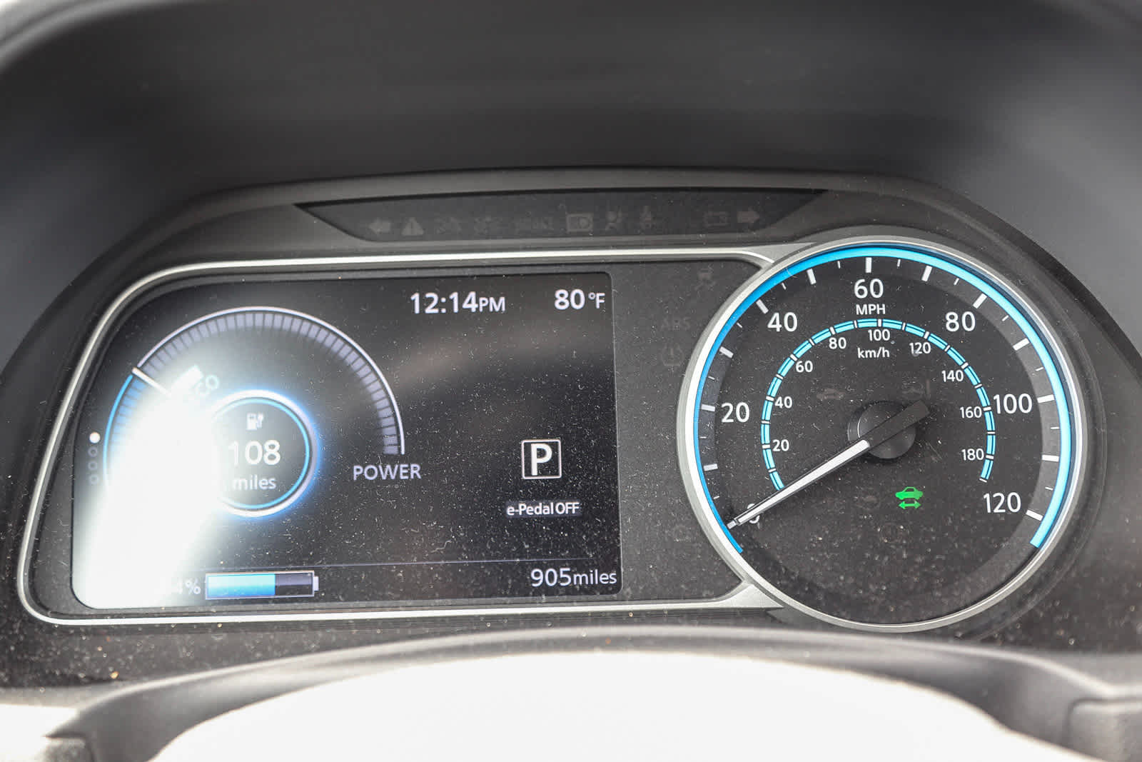 2025 Nissan Leaf S photo 22