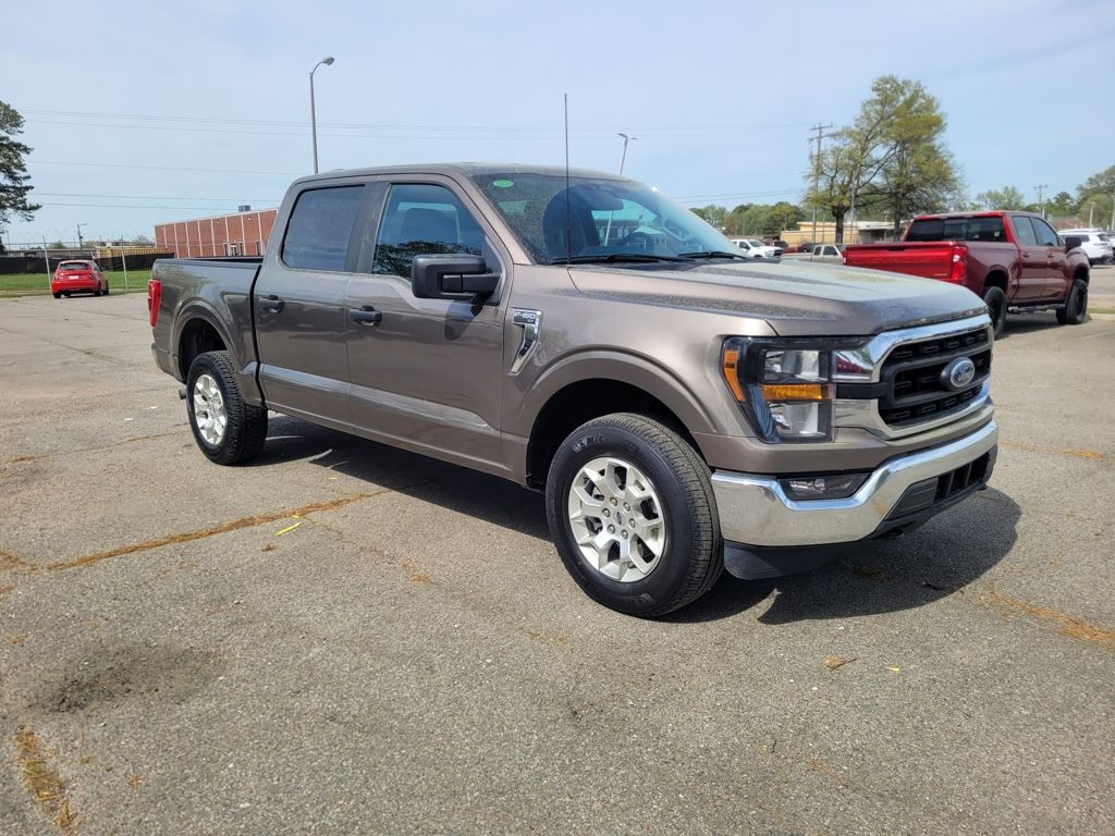 2023 Ford F-150 XLT photo 8