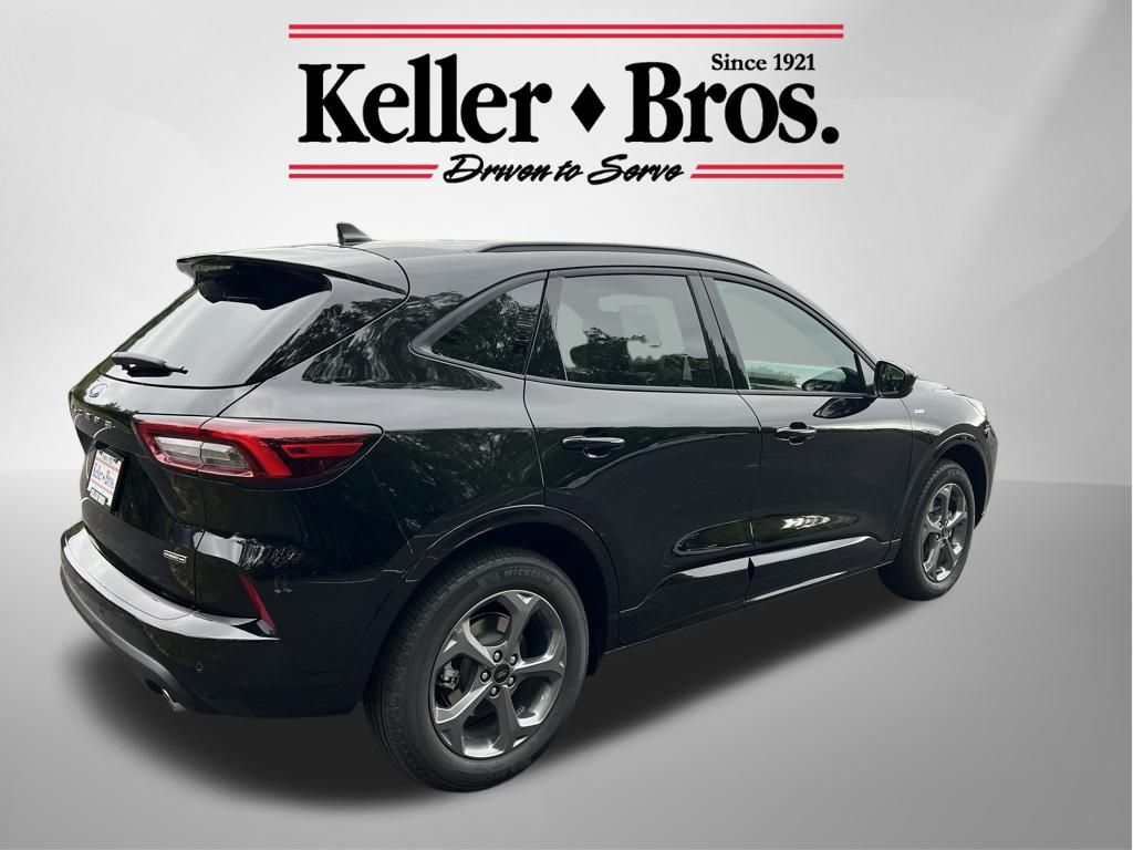 2024 Ford Escape Hybrid ST-Line Select photo 3