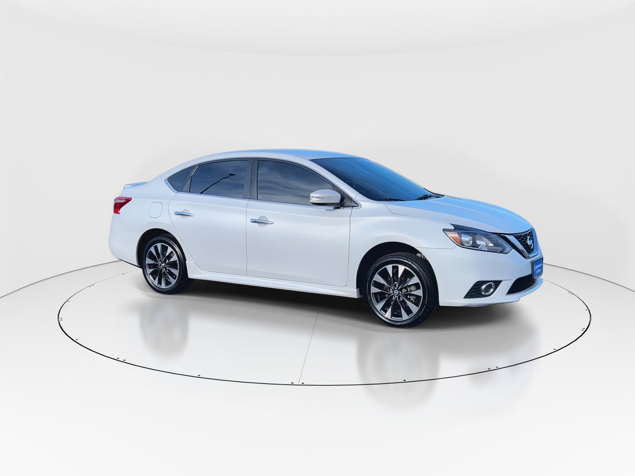 Used 2018 Nissan Sentra SR with VIN 3N1AB7AP1JY221135 for sale in Kansas City