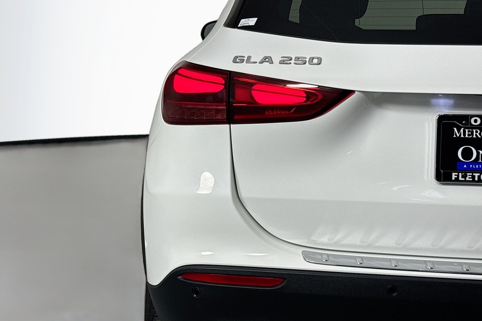 2025 Mercedes Benz GLA 250 photo 13