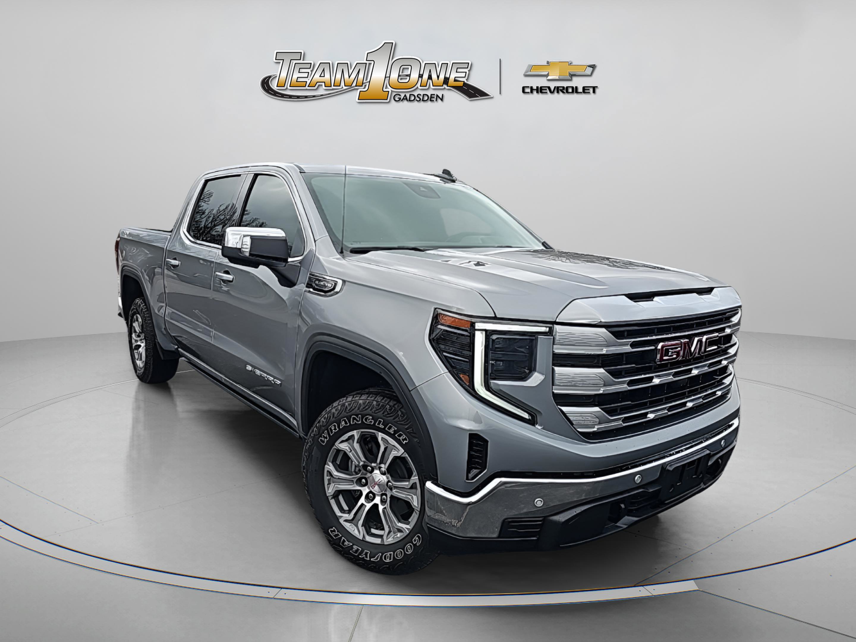 2024 GMC Sierra 1500 SLE's photo