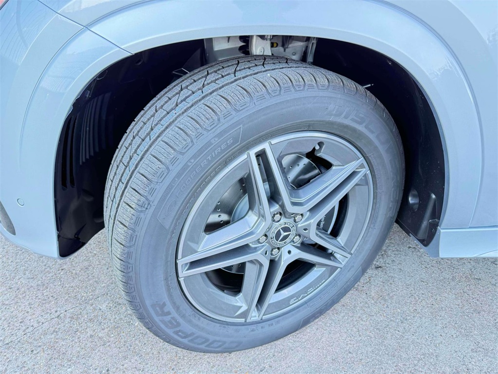 2026 Mercedes Benz GLE 450 Coupe 4MATIC photo 3