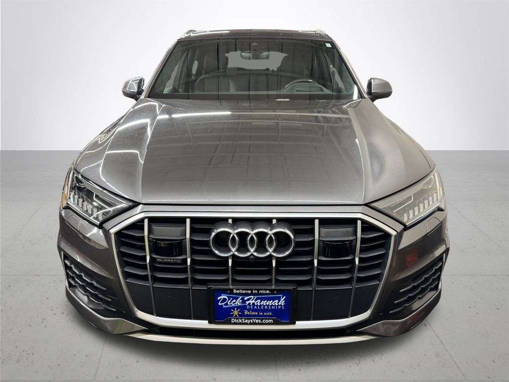 2021 Audi Q7 55 Prestige photo 8