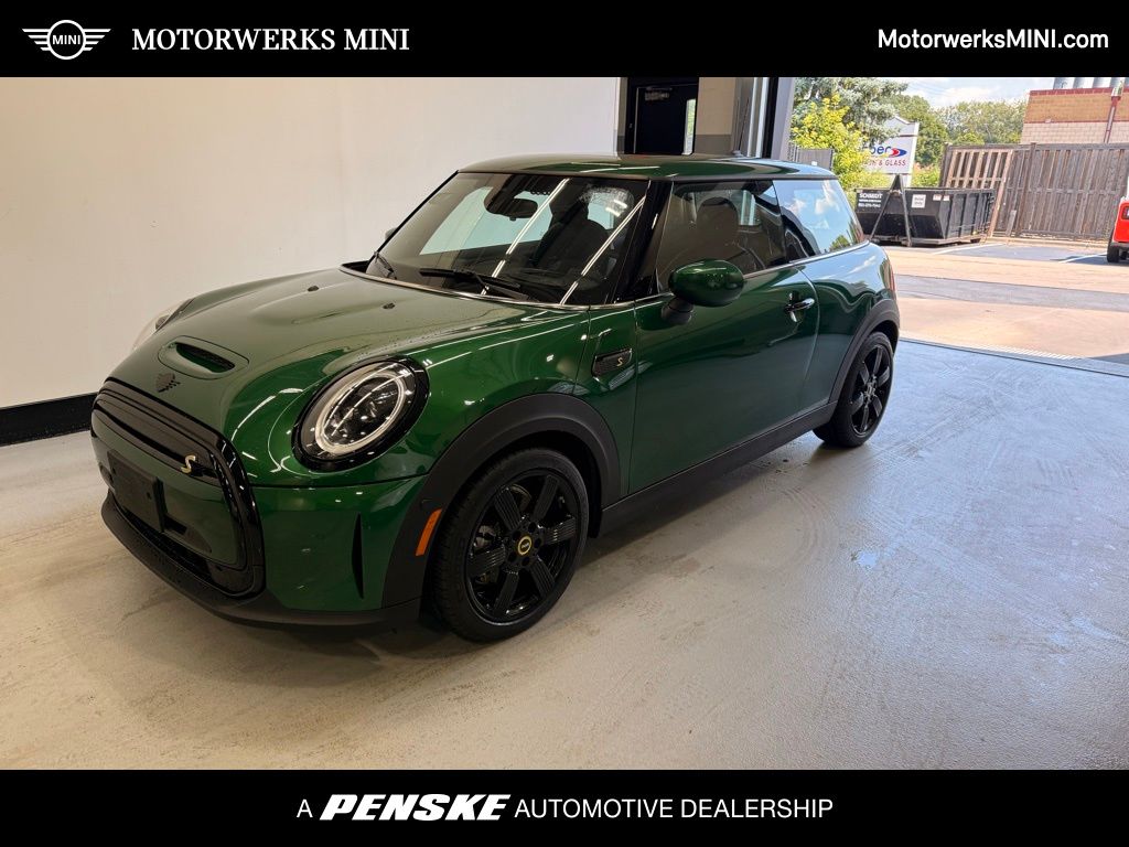 Certified Pre-Owned 2023 MINI Cooper SE Electric 2D