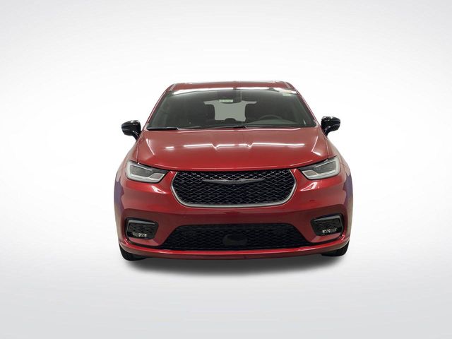 2026 Chrysler Pacifica photo 10