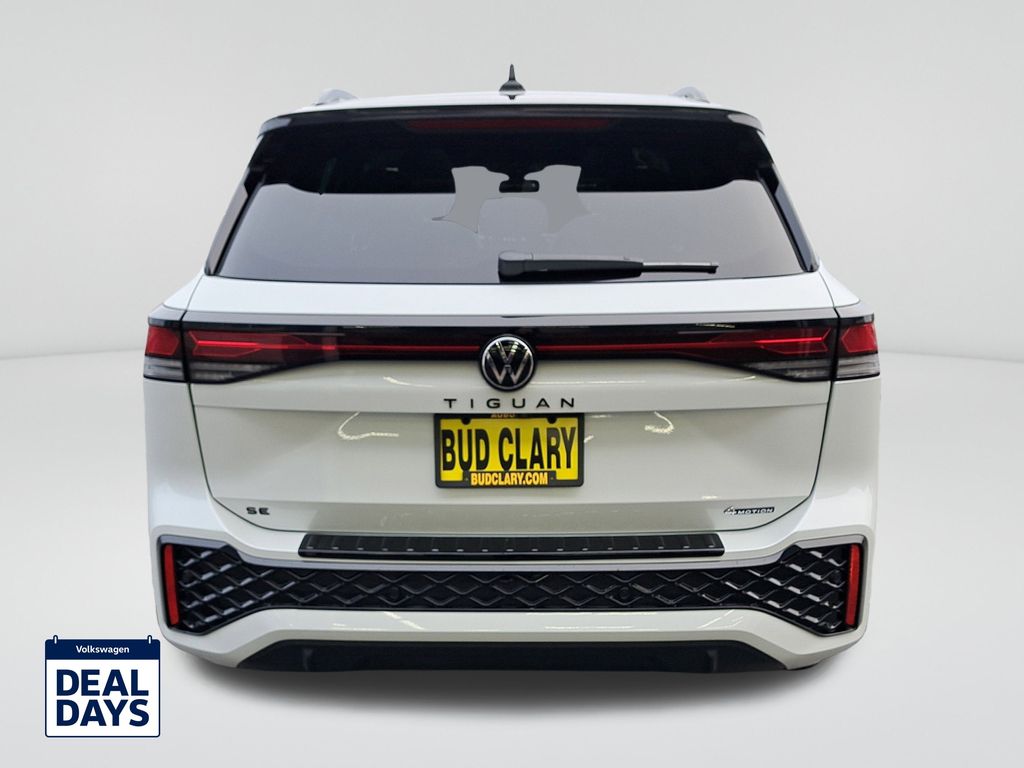2025 Volkswagen Tiguan SE R-Line Black photo 3
