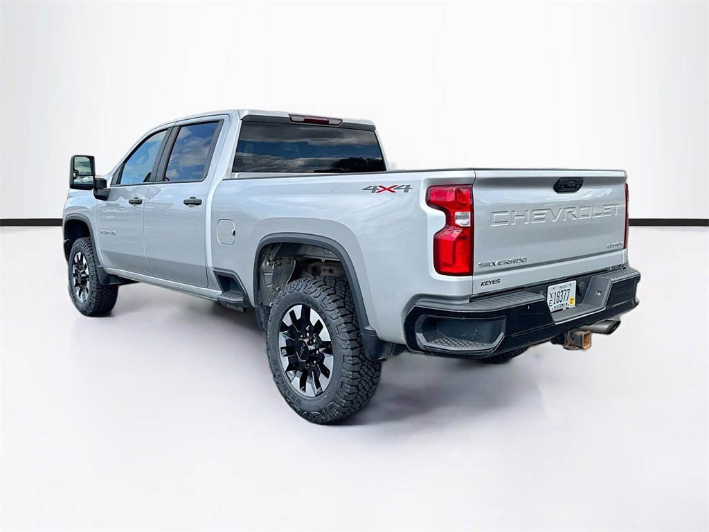 2020 Chevrolet Silverado 2500HD Custom photo 5