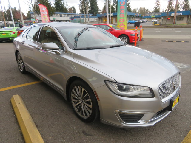 2020 Lincoln MKZ Hybrid Standard photo 6