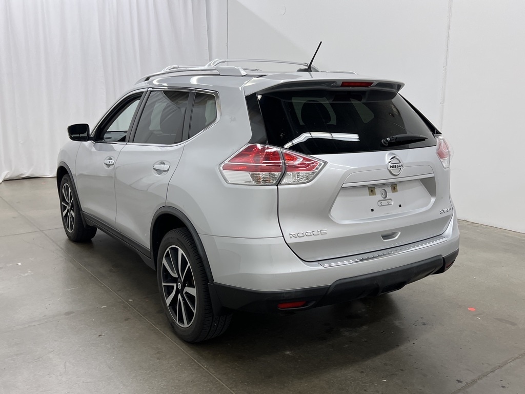 2016 Nissan Rogue SV photo 6