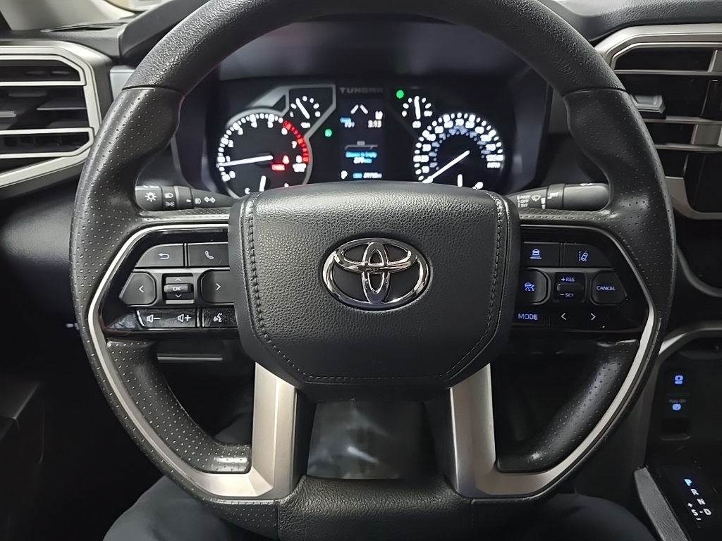 2022 Toyota Tundra SR5 photo 17