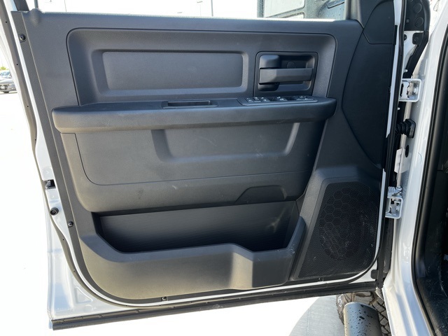 2026 Ram 2500 Tradesman photo 16