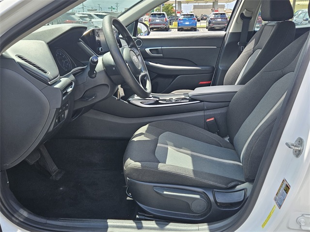 2022 Hyundai Sonata SE photo 5