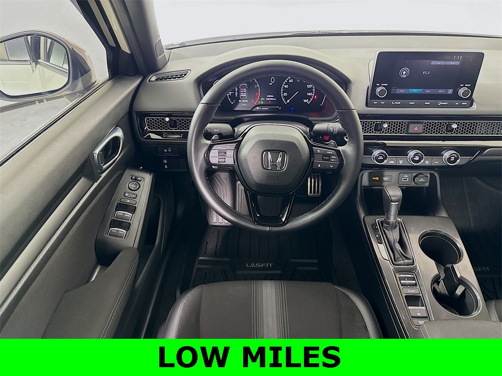 2024 Honda Civic Sport photo 3