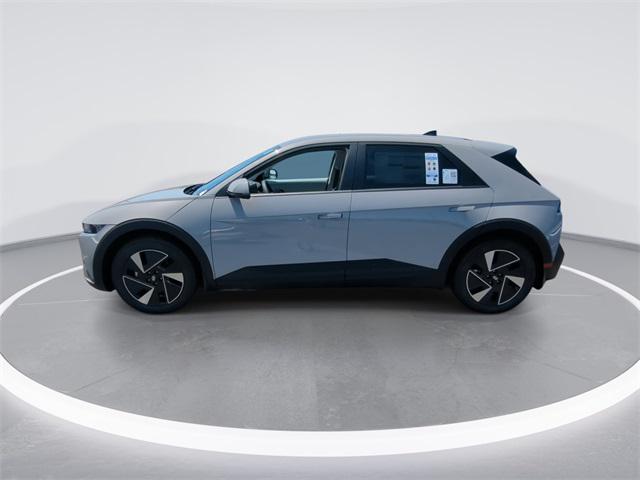2025 Hyundai Ioniq 5 SE photo 5