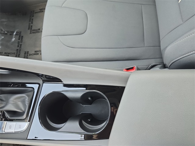 2025 Hyundai Elantra SEL Convenience photo 20