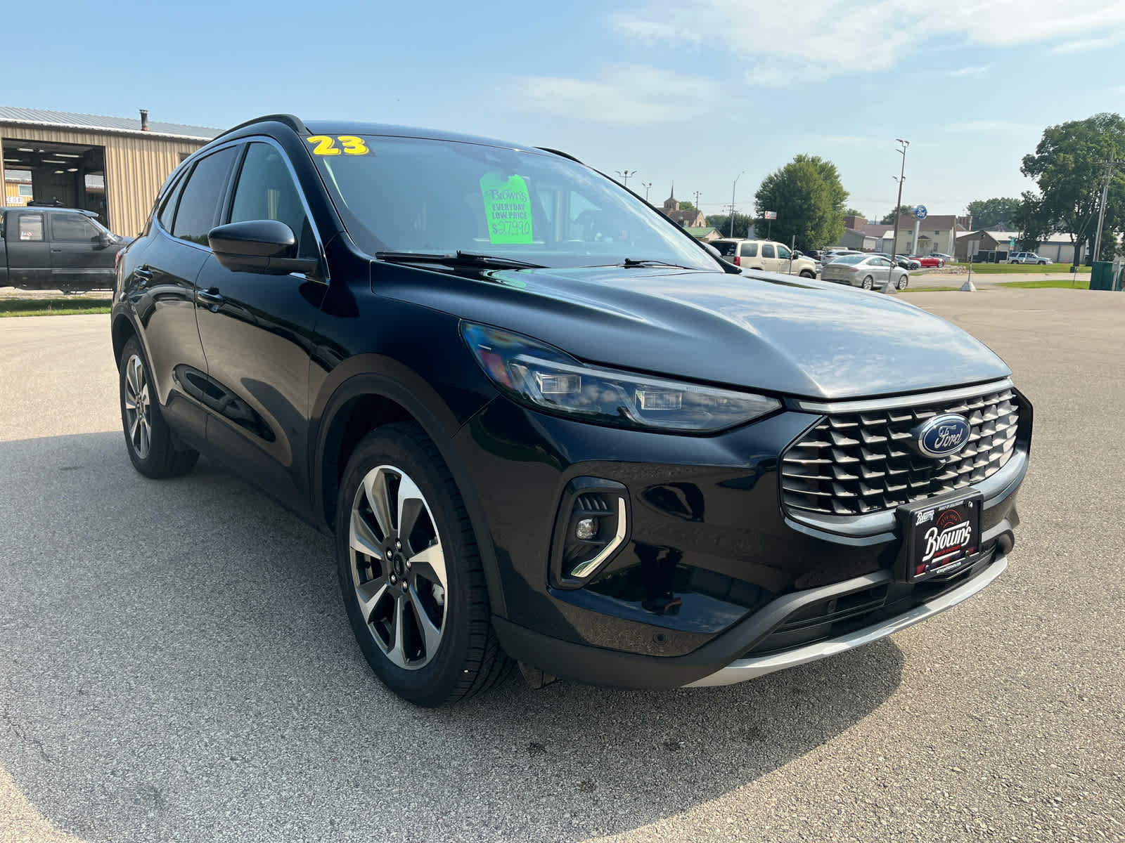 2023 Ford Escape Platinum photo 2