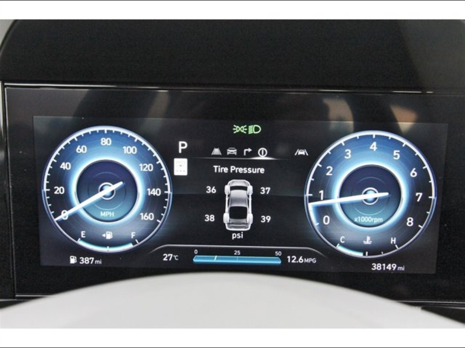 2024 Hyundai Elantra SEL White at Robbins Nissan