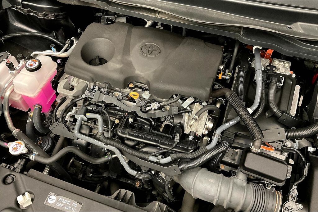 2023 Toyota Sienna XLE photo 33