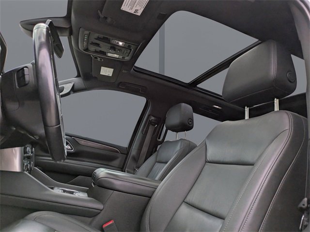 2022 Chevrolet Suburban Z71 photo 21