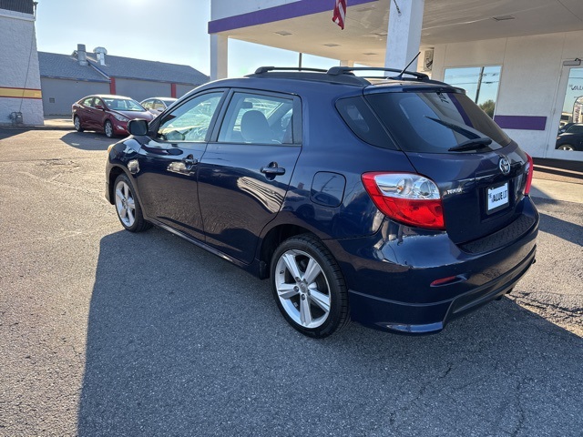 2009 Toyota Corolla Matrix L 4WD photo 6