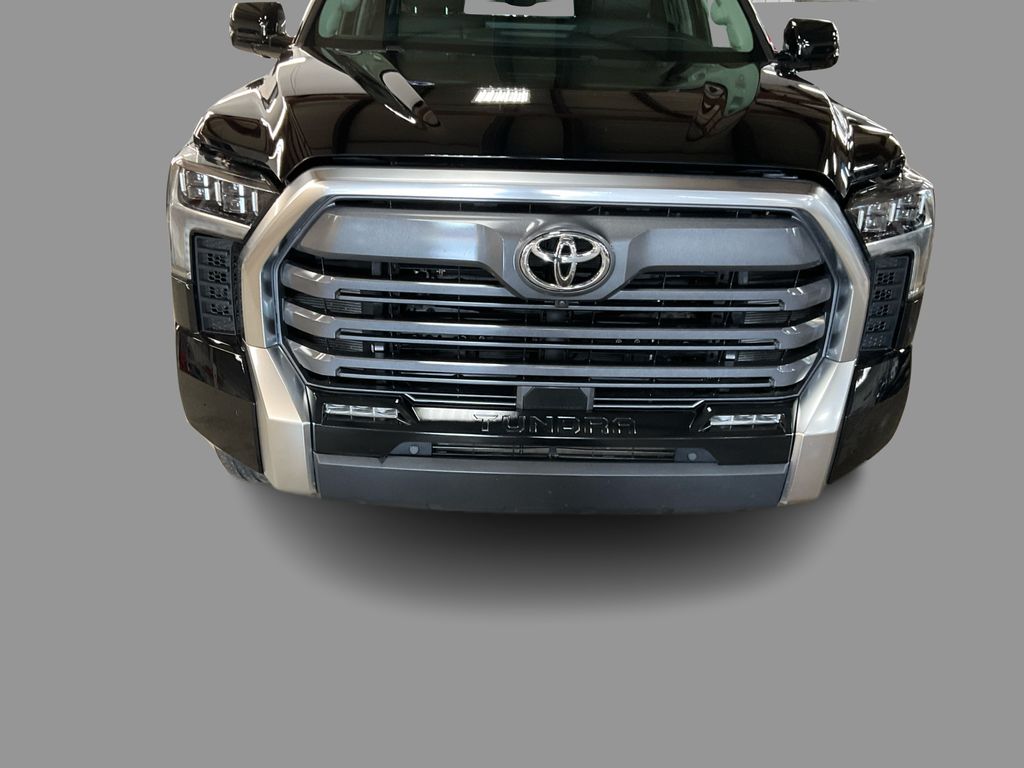 2022 Toyota Tundra Limited photo 18