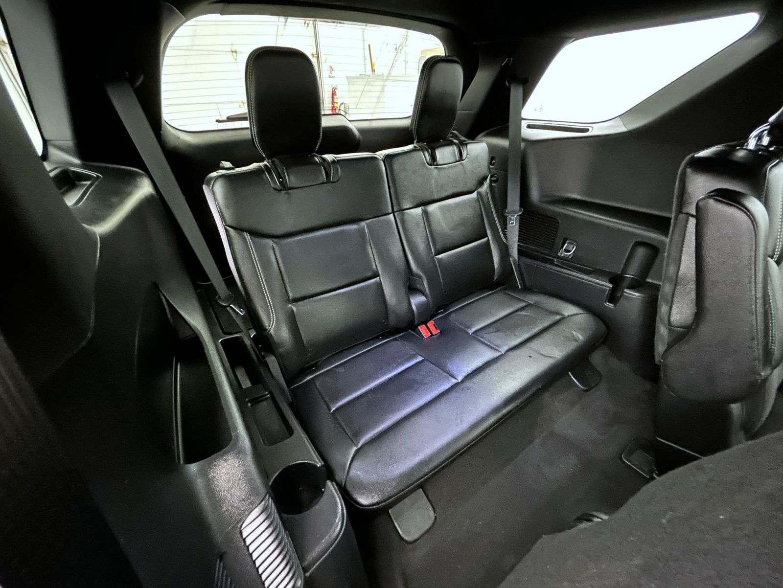 2022 Ford Explorer ST photo 19