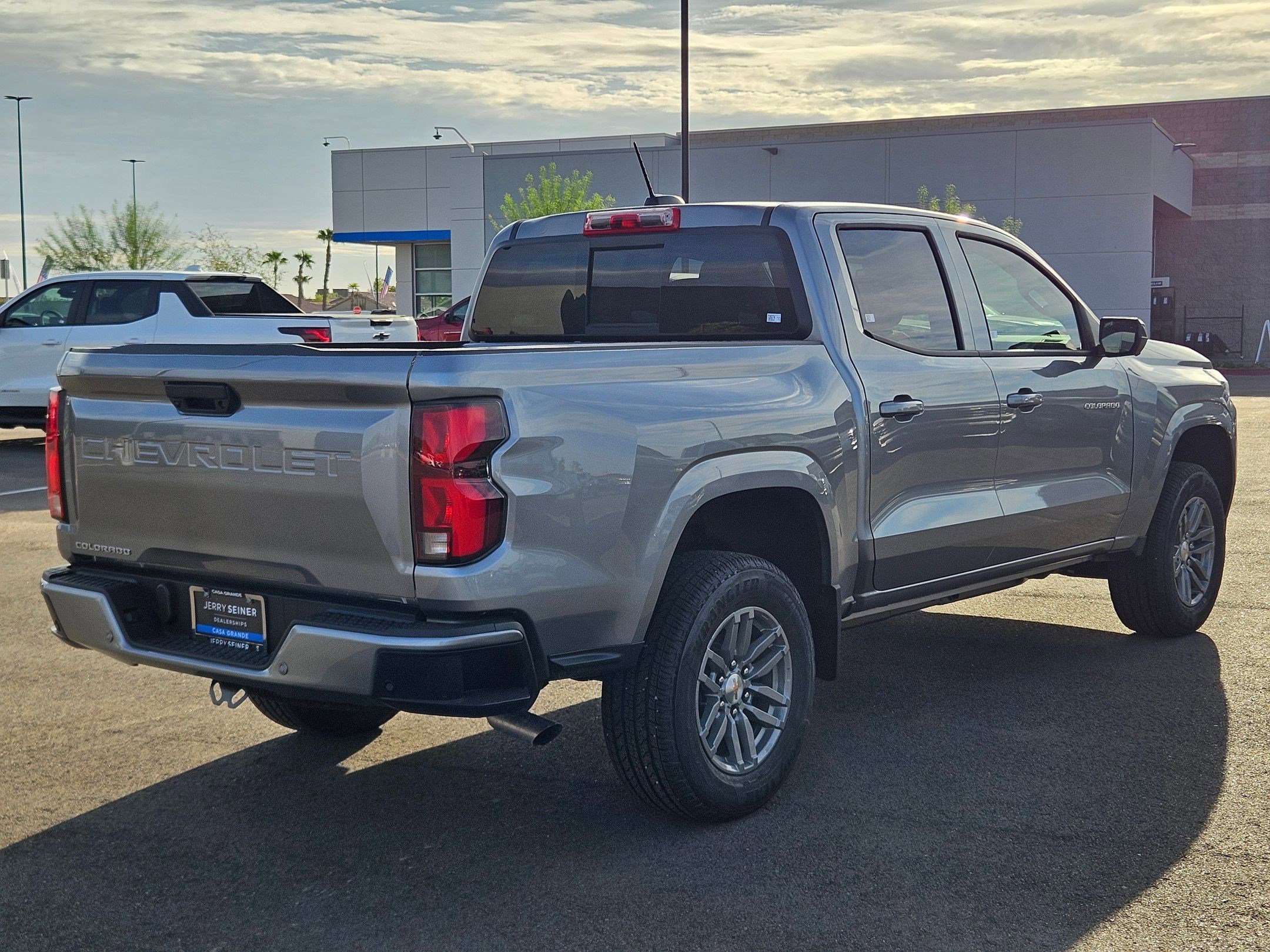 2026 Chevrolet Colorado LT photo 5