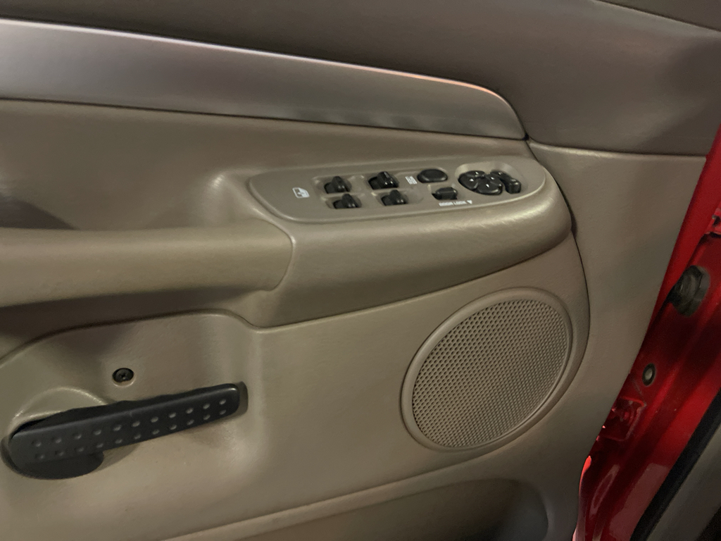 2005 Dodge Ram 3500 SLT photo 10