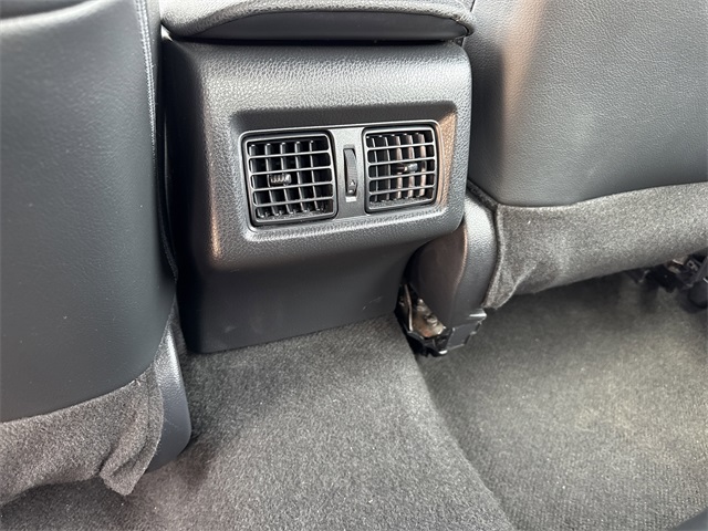 2023 Toyota Camry XSE photo 17