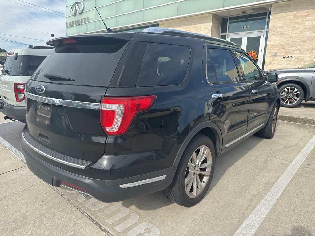 2018 Ford Explorer Limited photo 6