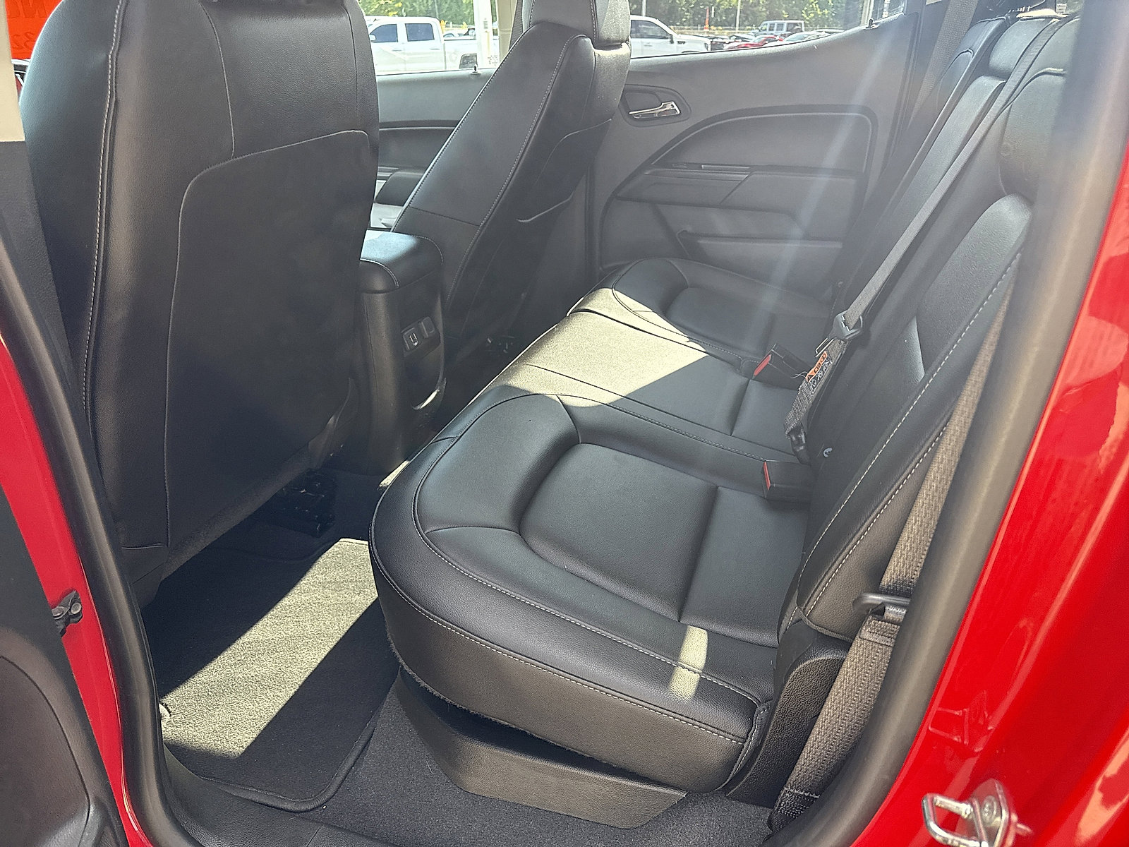 2019 Chevrolet Colorado ZR2 photo 13