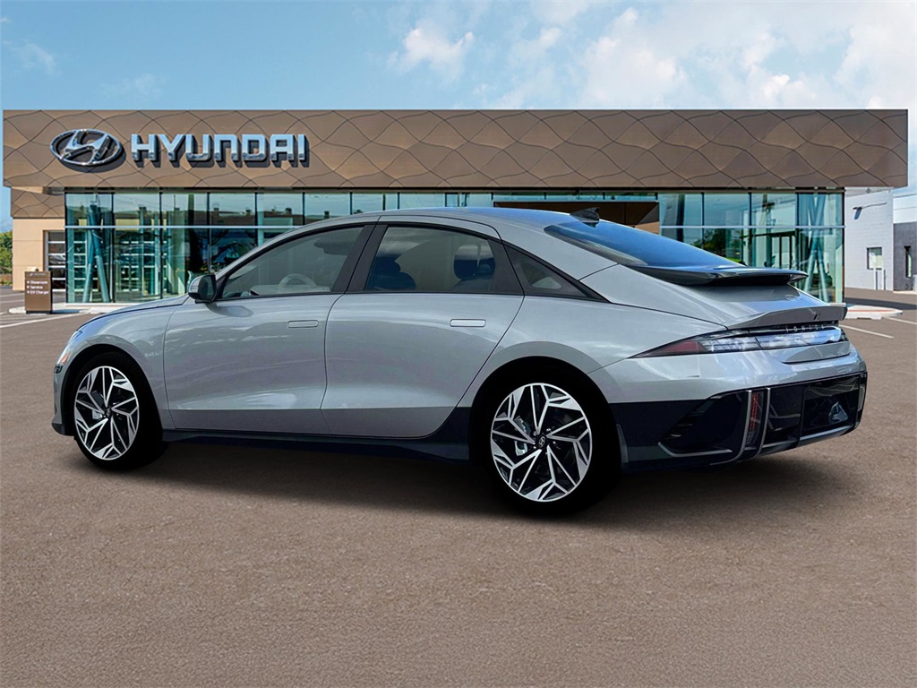 2025 Hyundai Ioniq 6 SEL photo 4