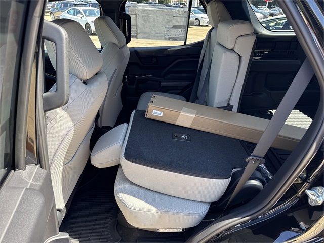2025 Toyota 4Runner SR5 photo 10