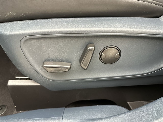 2023 Ford Maverick Lariat photo 4