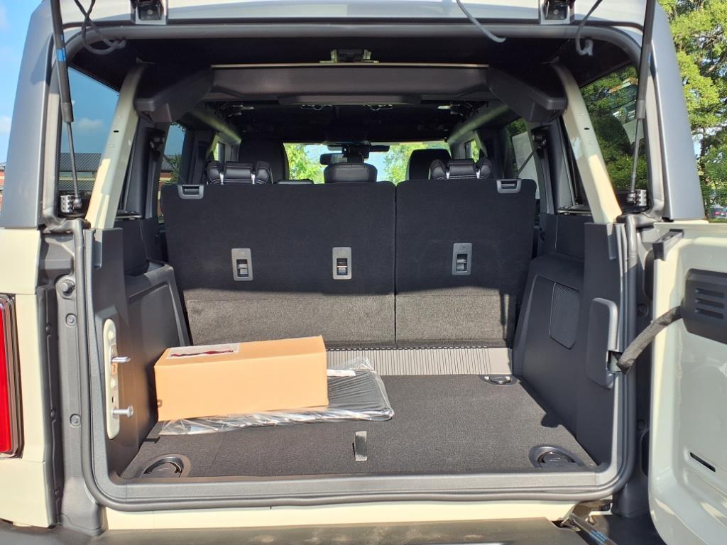 2025 Ford Bronco Outer Banks photo 22